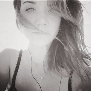 Meet your Posher, Alexandra