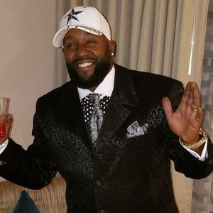 Meet your Posher, Pat