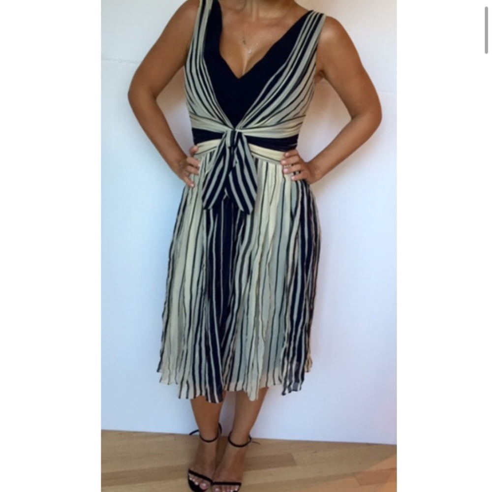 ESCADA designer dress black and white