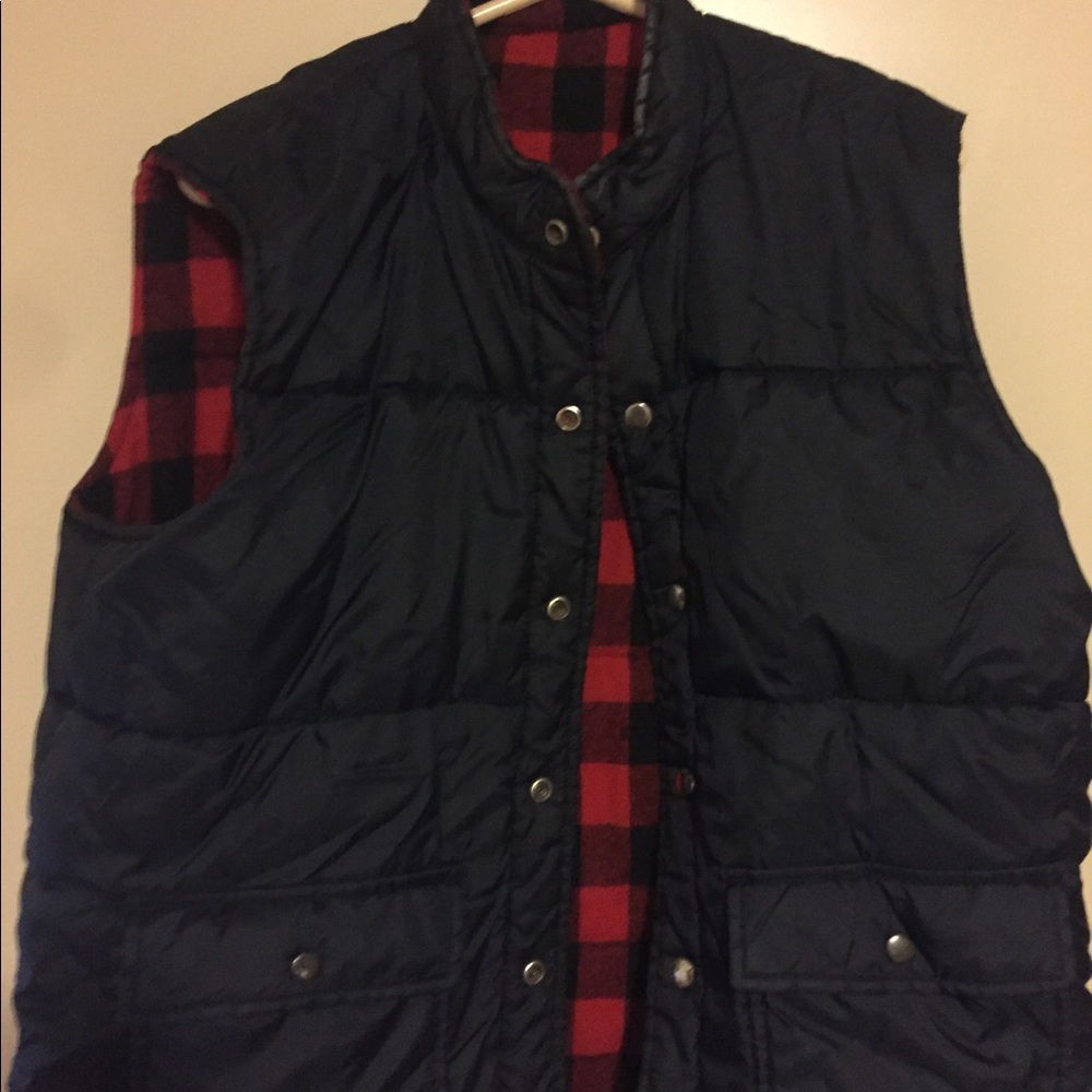 Reversible lumber jack vest