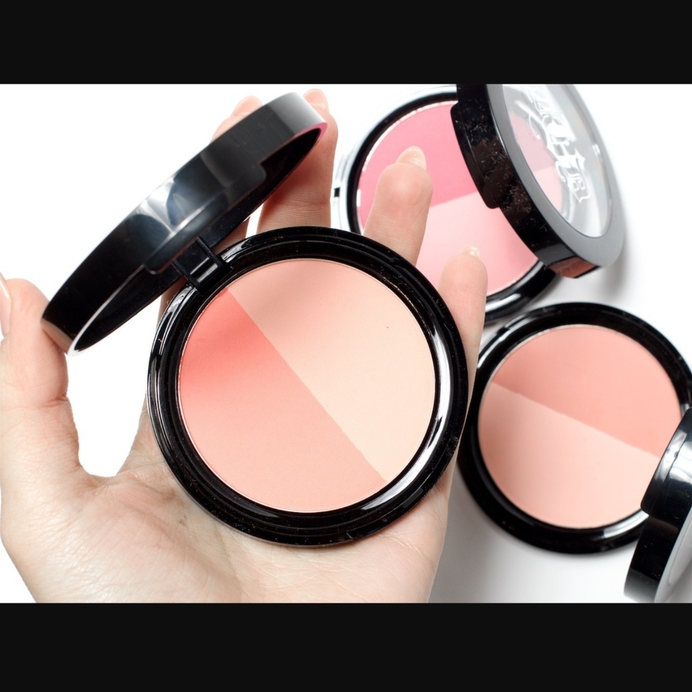 Kat Von D Shade & Light Samson + Delilah Blush