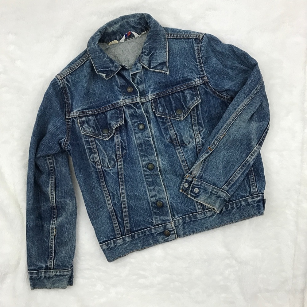 ❌SOLD❌Vintage Levi's Denim Jean Jacket - Picture 1 of 4