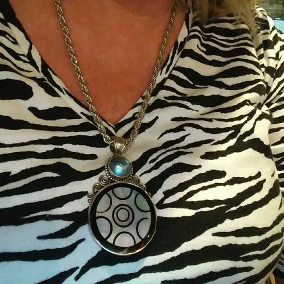 Beautiful Authentic Pearl Pendant