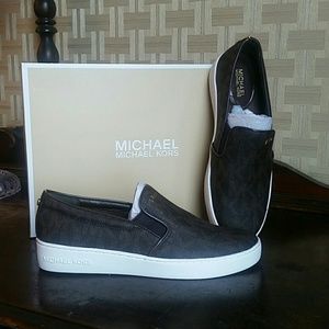 Keaton Logo Slip-On Sneaker