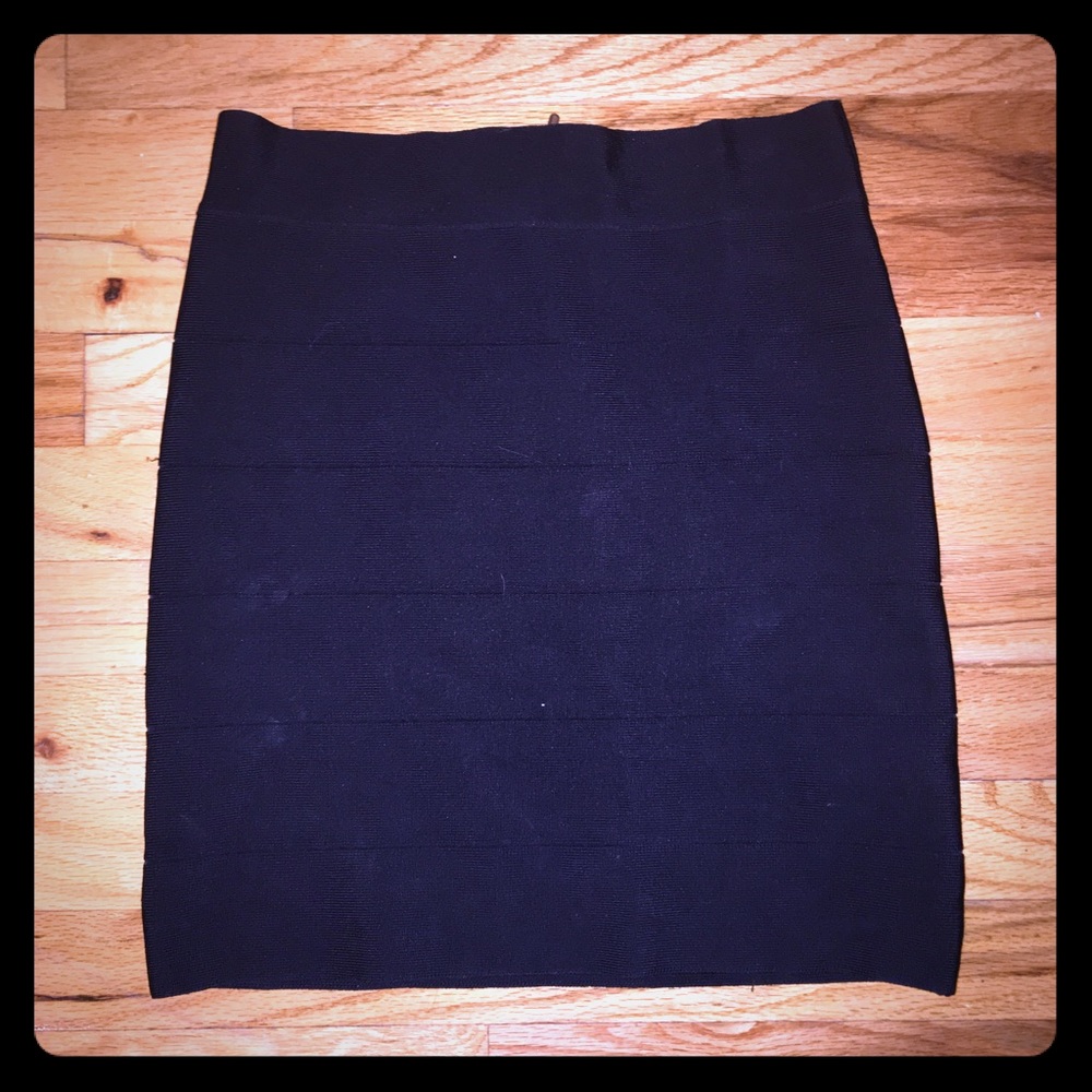 Bebe bodycon black skirt