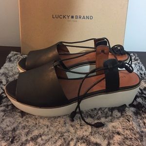 Lucky Brand - Jaxson Wedge Platform Sandal