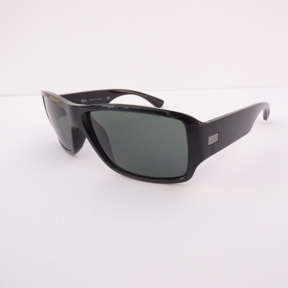 SOLD Ray-Ban Black Active Lifestyle Sunglasses - Picture 3 of 8