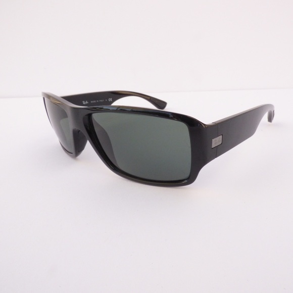 SOLD Ray-Ban Black Active Lifestyle Sunglasses - Picture 3 of 8
