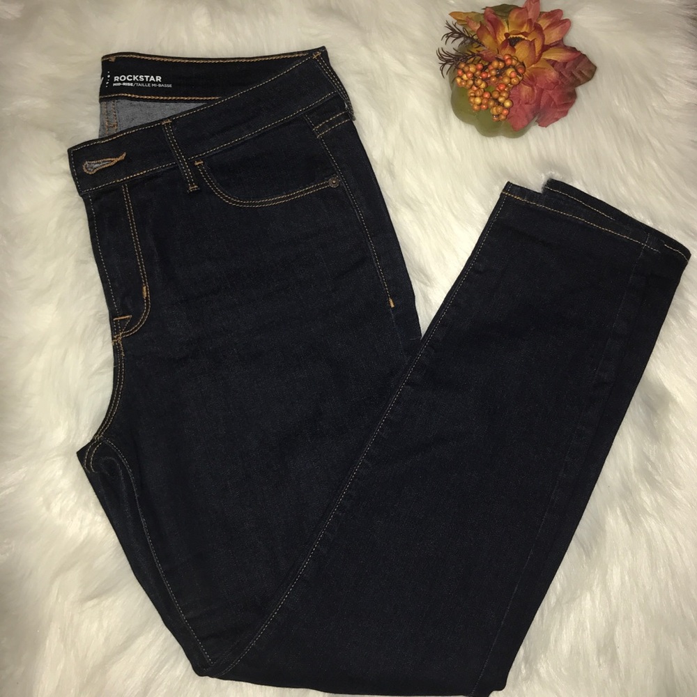 Old Navy ROCKSTAR Mid-Rise Jeans  Sz 10 Short