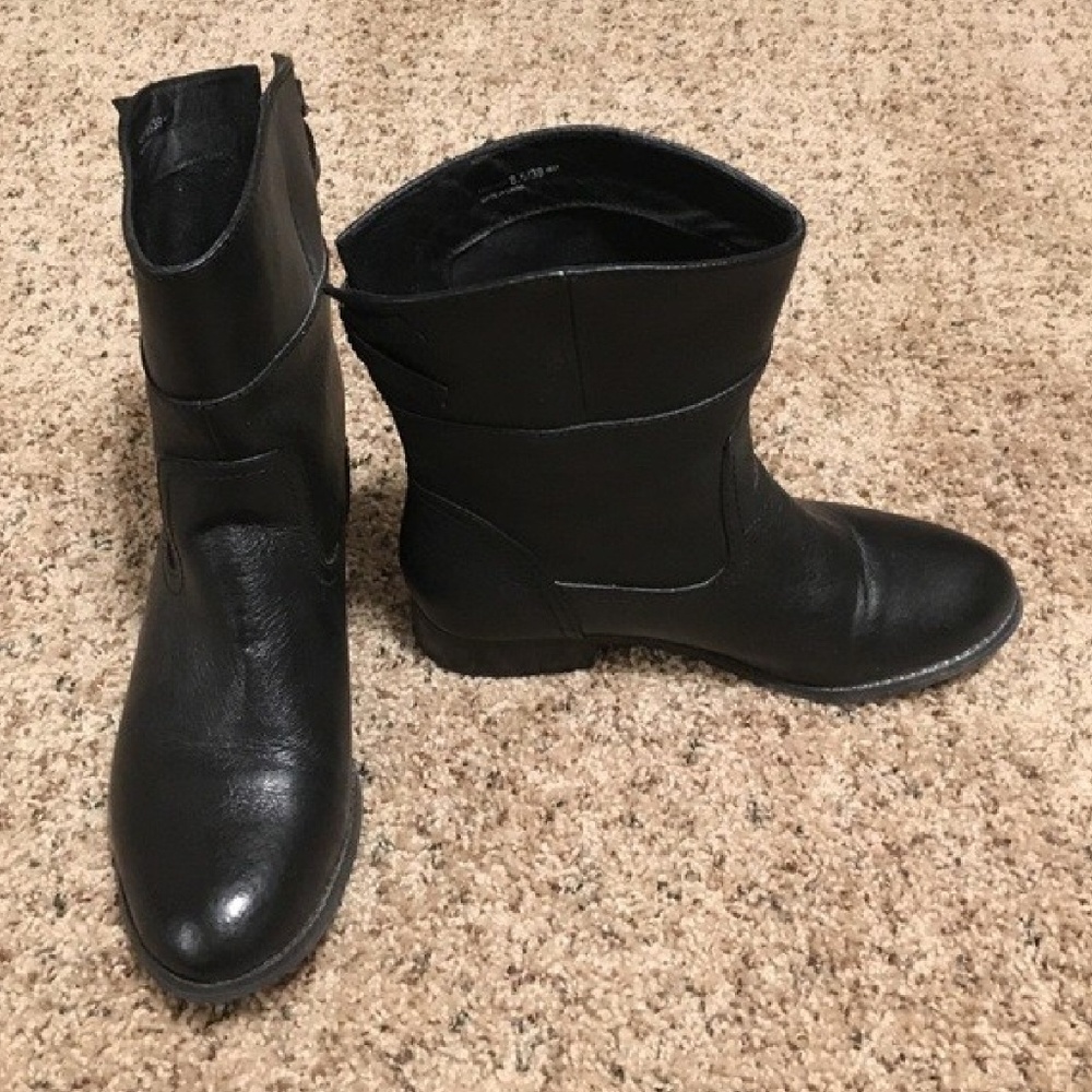Chinese Laundry Black Boots 8.5