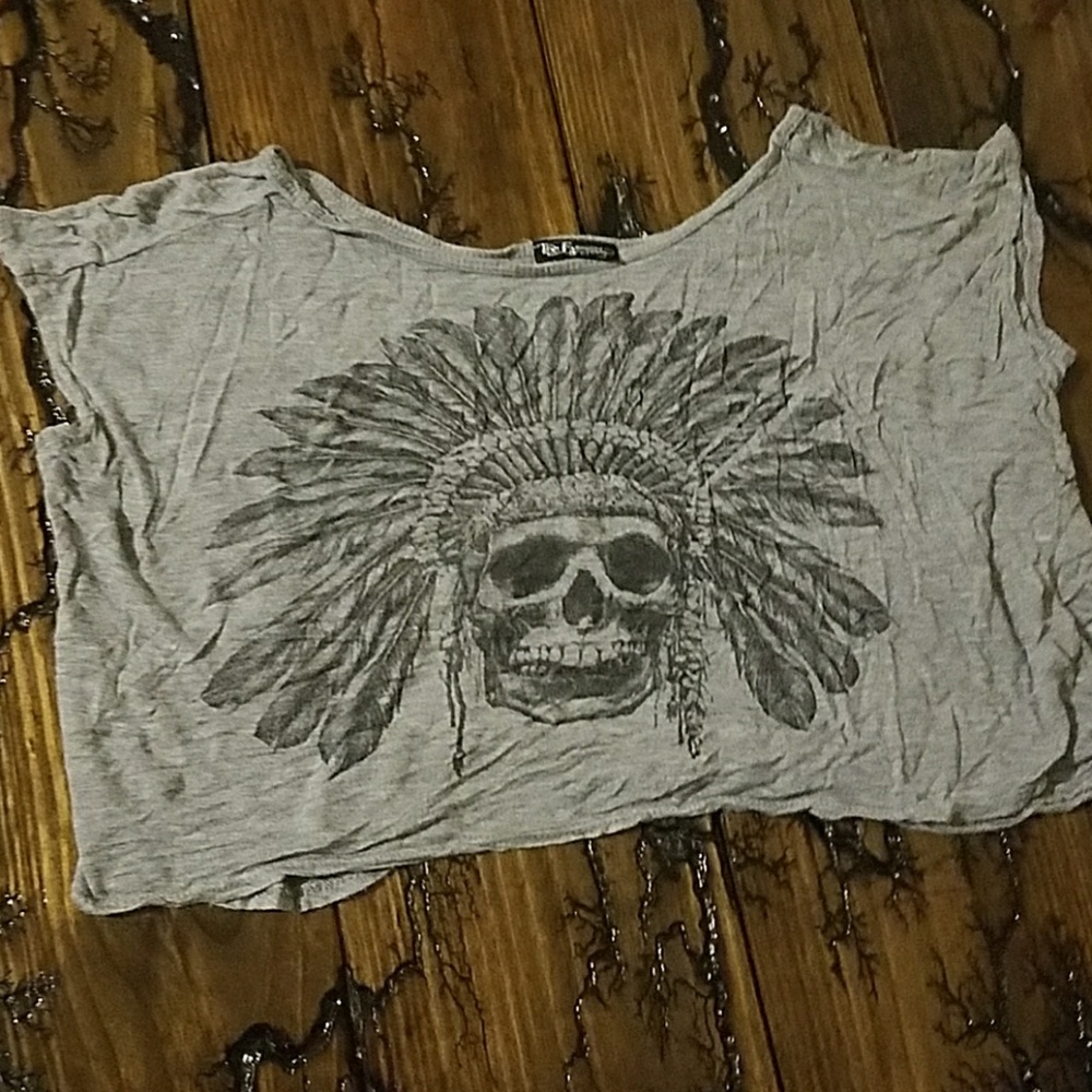 Skull crop top medium