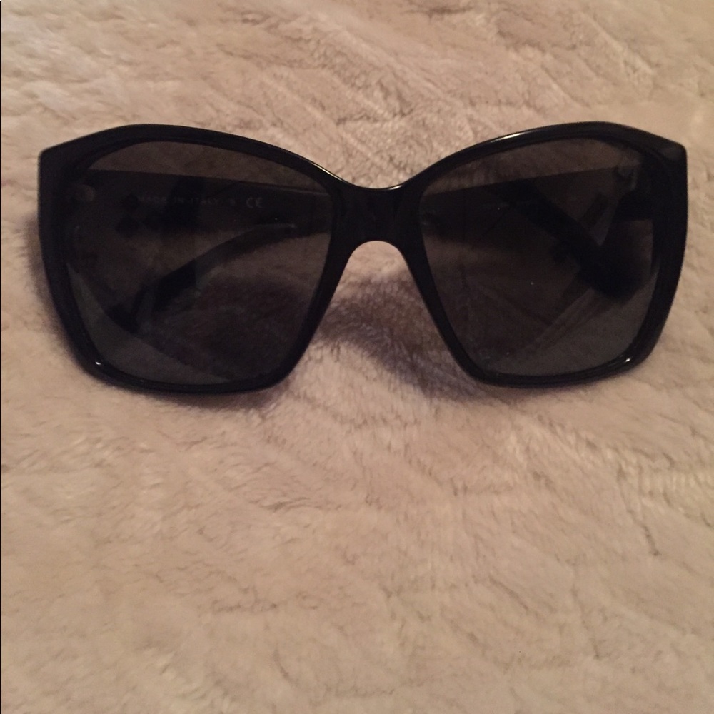 CHANEL BLCK GEOMETRIC CAT EYE SUNGLASSES