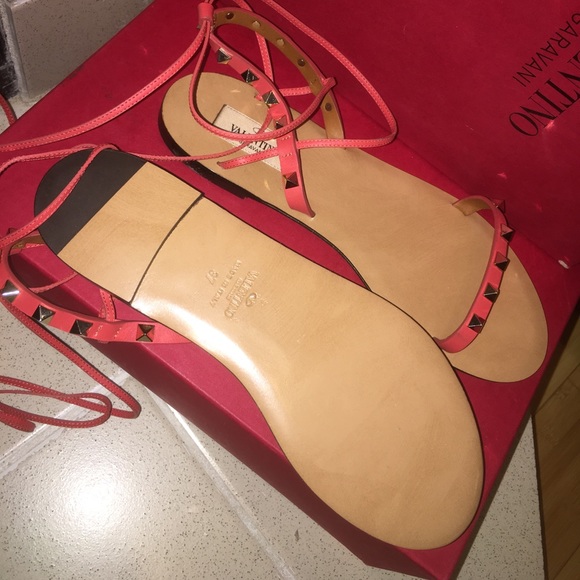 💋SOLD💋Valentino lace up gladiator sandals 37 - Picture 6 of 7