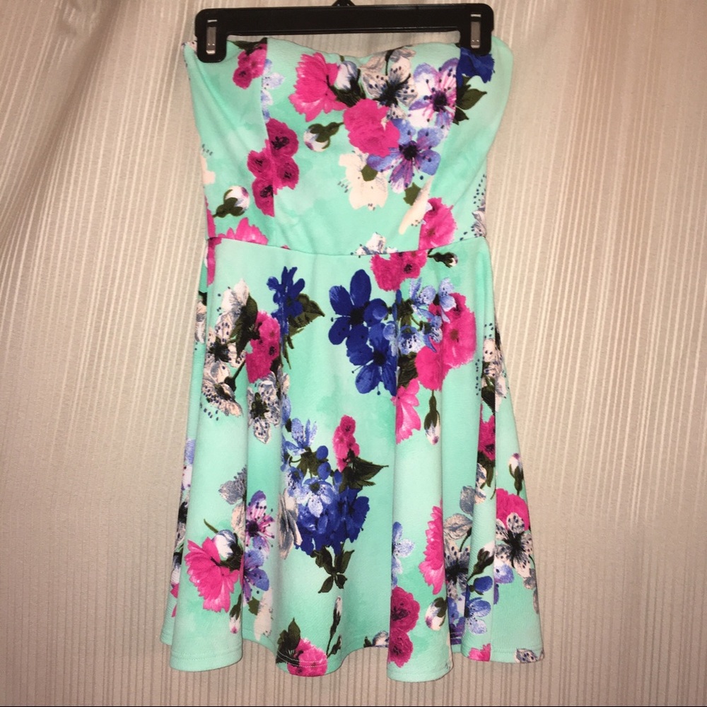 Cefian strapless floral dress