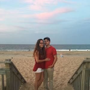 Meet your Posher, Caitlin