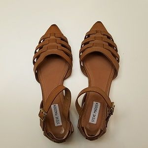 Steve Madden closed-toe sandals