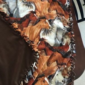 Horse Tie Blanket