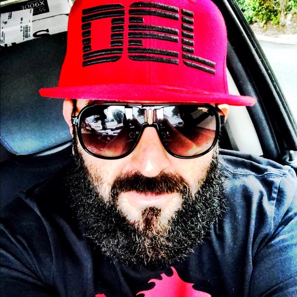 Meet your Posher, Leonel - Picture 1 of 1