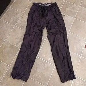 Woman MOUNTAIN HARDWEAR RAIN PANTS SIZE 10
