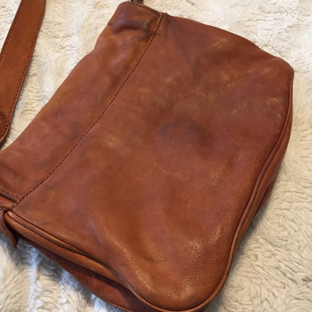 💕GIFTED💕 Tory Burch Linden Studded Xbody - Picture 3 of 6