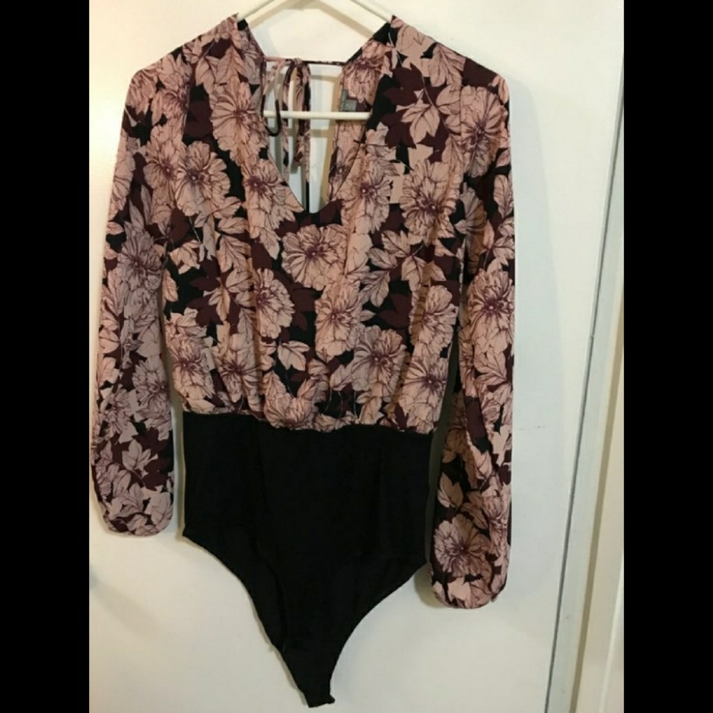 **NWOT**Bodysuit
