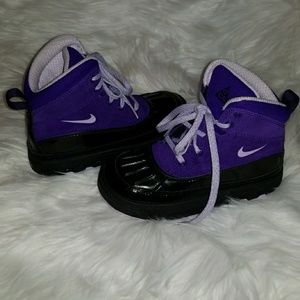 Nike Boots