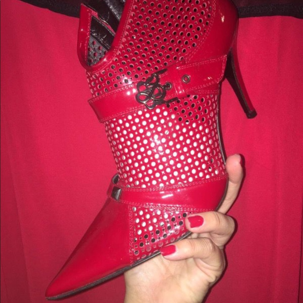 Red Heels