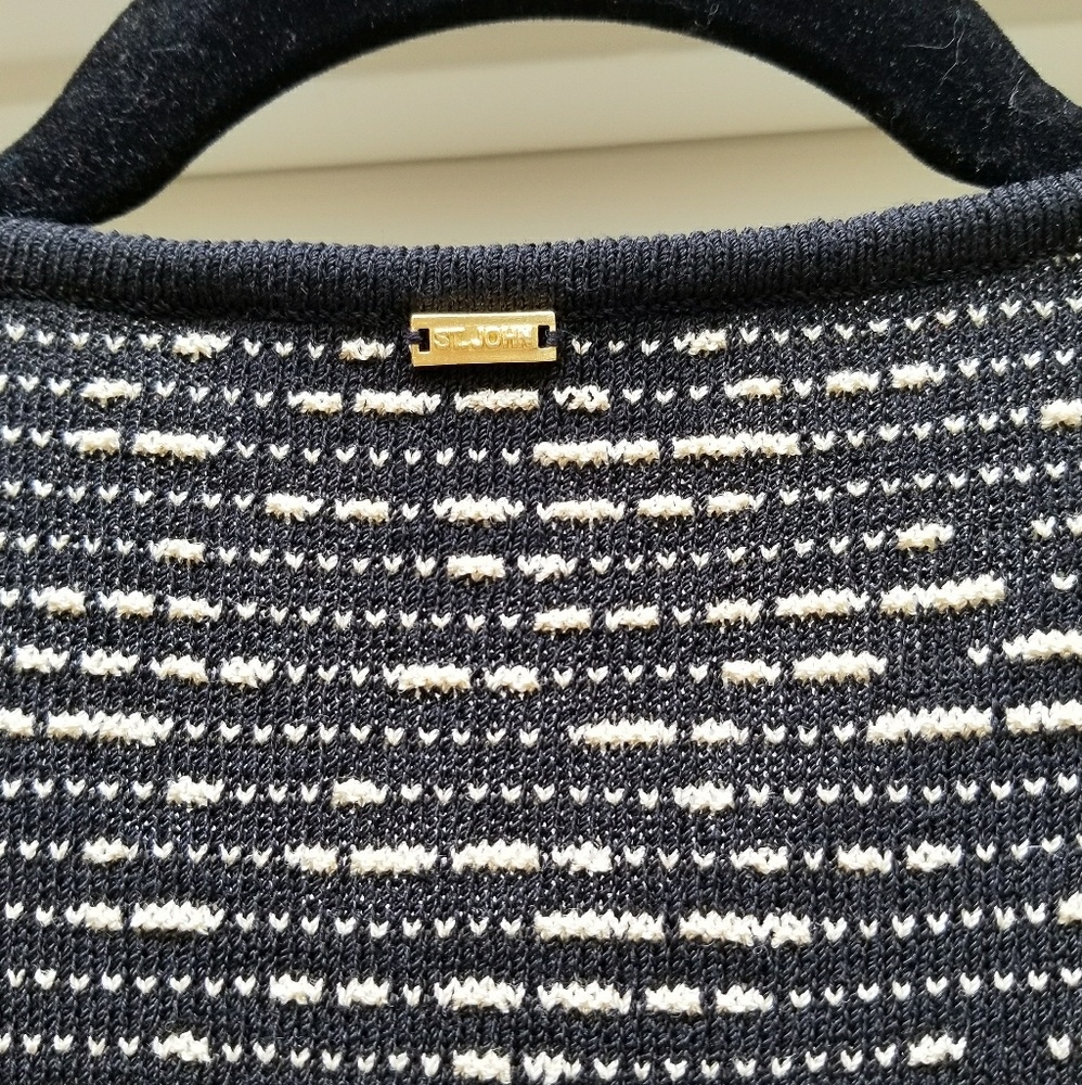 Top - Picture 5 of 8