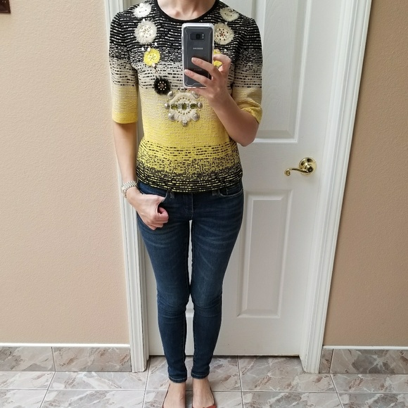 Top - Picture 2 of 8