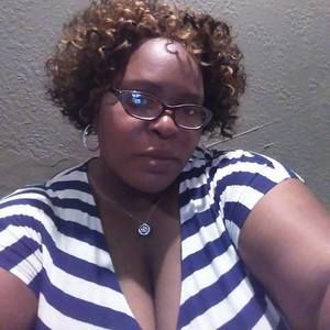 Meet your Posher, Janae