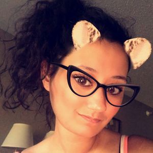 Meet your Posher, Rhea