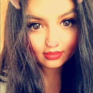 Meet your Posher, Sheira