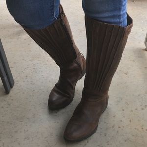 🍁 Brown Merrell boots 🍂