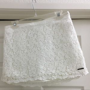 Abercrombie & Fitch white lace skirt
