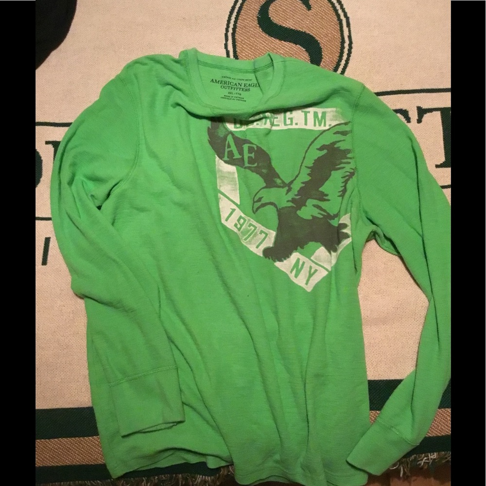Long sleeve American Eagle shirt