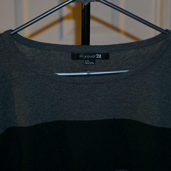 Grey and black striped comfy shirt - Picture 2 of 2