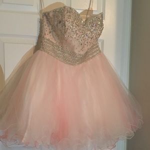 Strapless homecoming dress!!