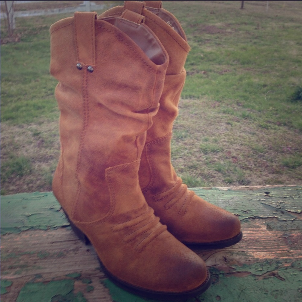 BCBG SUEDE COWBOY BOOTS. Size 7
