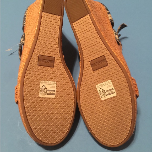 Toms Wedges NWOT - Picture 4 of 6