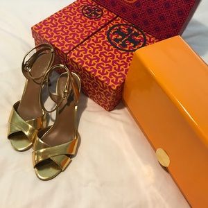 FABULOUS Tory Burch Gold Strappy Heels