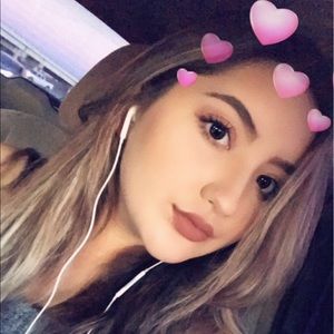 Meet your Posher, Lesley