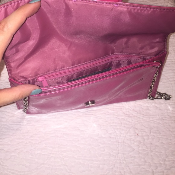 Reaction Hot Pink Purse - Picture 2 of 4