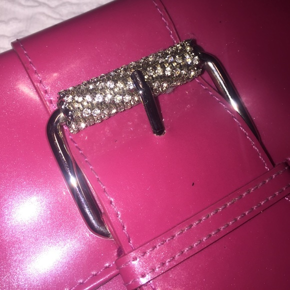 Reaction Hot Pink Purse - Picture 3 of 4