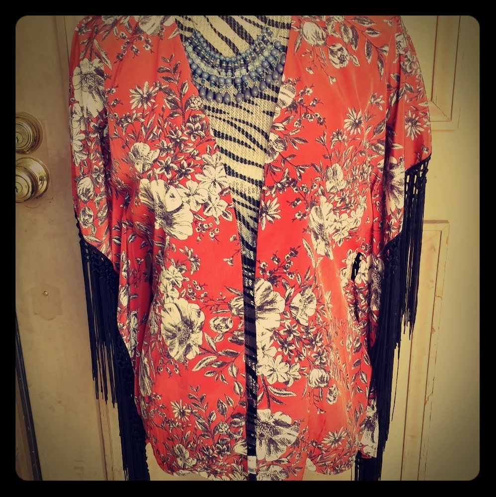 C.Luce Burnt orange Kimono size small