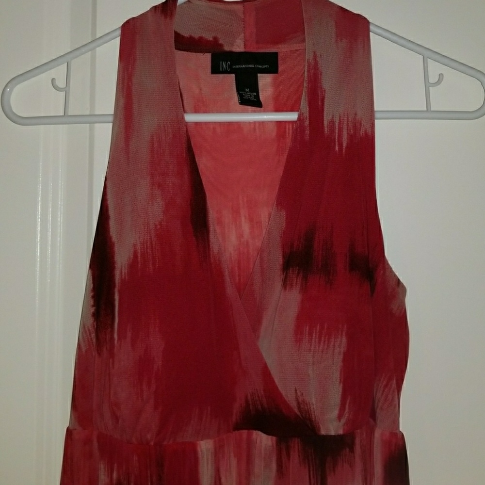 Beautiful figure flattering Maxi Dress