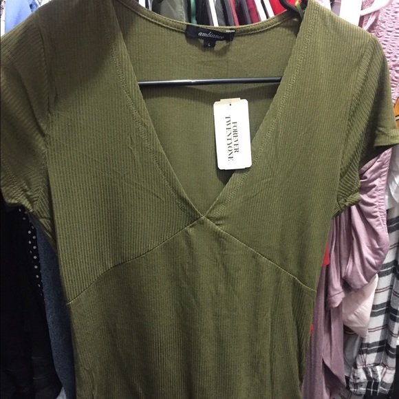 Blouses - Picture 1 of 2