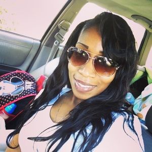 Meet your Posher, Cecily