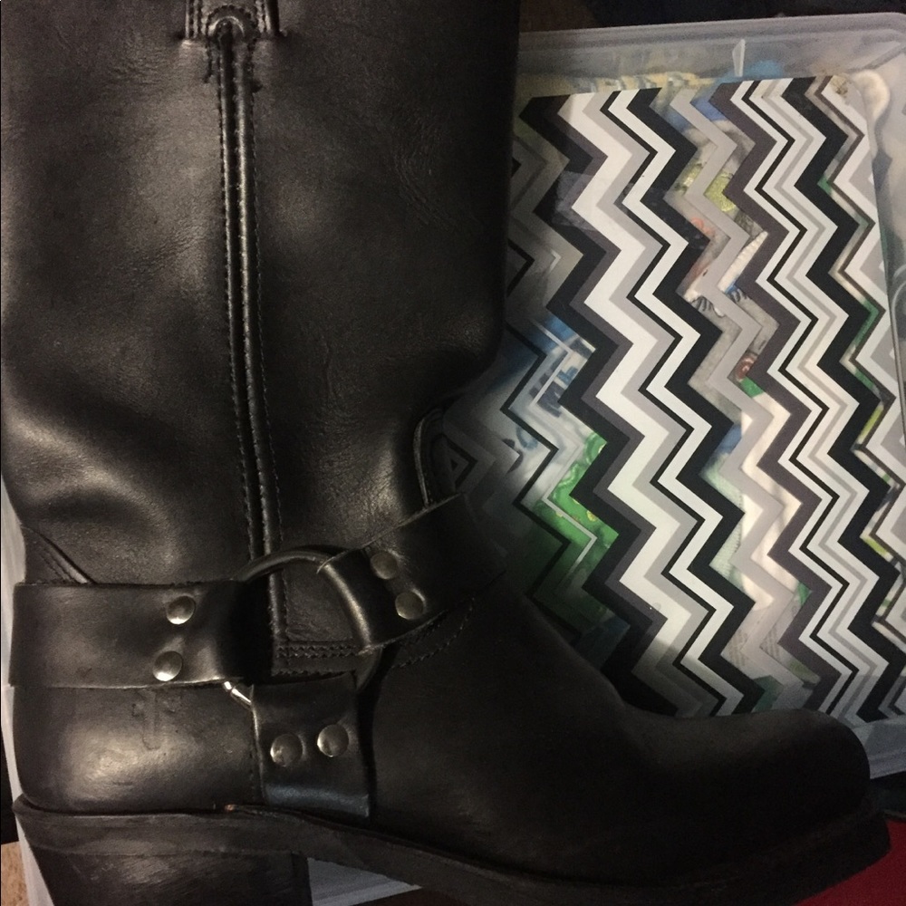 Frye Harness boot