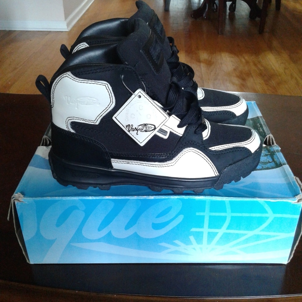 Vasque Knockout Hiking Boots Sz 6