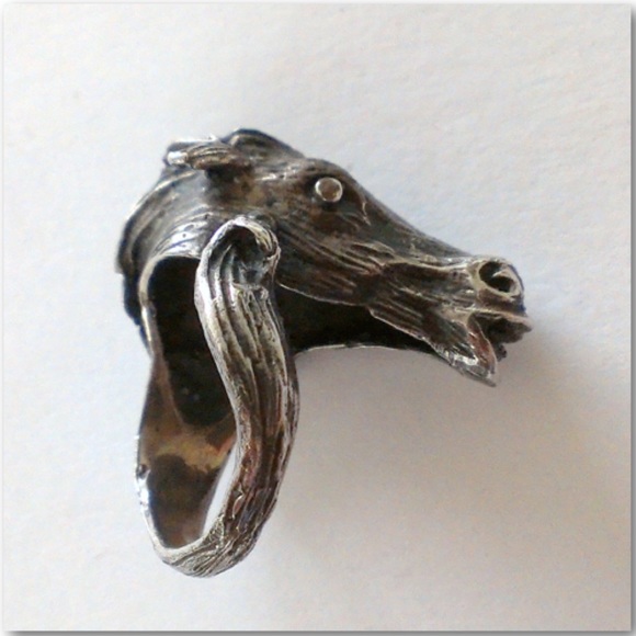 Vintage 70s Artisan SS Horse Head Equestrian Ring - Picture 5 of 12
